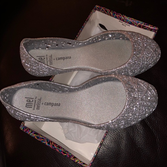 BRAND NEW MINI MELISSA SILVER GLITTER - Picture 3 of 5